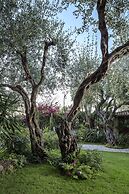 Kontokali Bay Resort & Spa