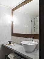 Kontokali Bay Resort & Spa