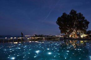 Kontokali Bay Resort & Spa