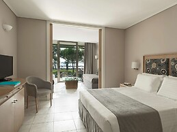 Kontokali Bay Resort & Spa