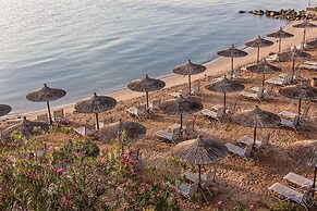 Kontokali Bay Resort & Spa