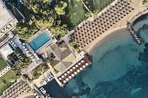 Kontokali Bay Resort & Spa