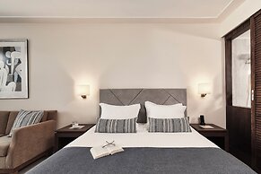 Kontokali Bay Resort & Spa