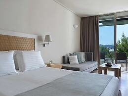 Kontokali Bay Resort & Spa