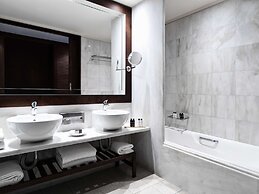 Kontokali Bay Resort & Spa