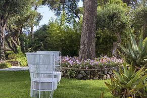 Kontokali Bay Resort & Spa