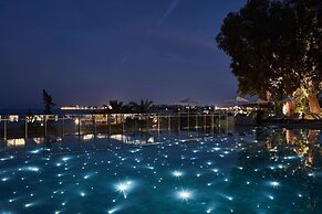 Kontokali Bay Resort & Spa