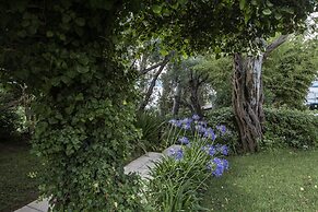 Kontokali Bay Resort & Spa