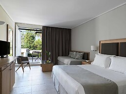 Kontokali Bay Resort & Spa