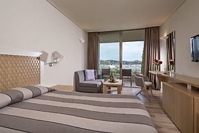 Kontokali Bay Resort & Spa