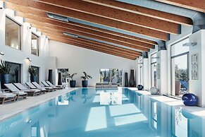 Kontokali Bay Resort & Spa