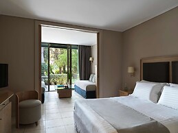 Kontokali Bay Resort & Spa