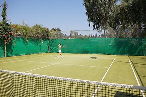 Kontokali Bay Resort & Spa