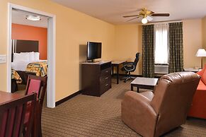Douglas Inn And Suites