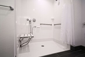 Hampton Inn & Suites Columbus/University Area