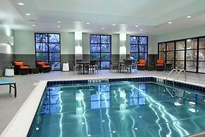 Hampton Inn & Suites Columbus/University Area