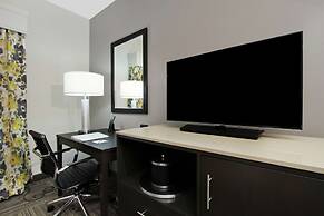 Hampton Inn & Suites Columbus/University Area