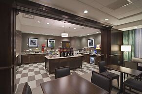 Hampton Inn & Suites Columbus/University Area