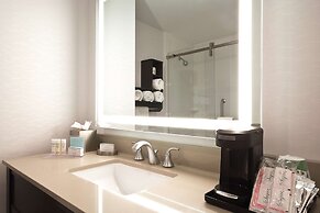 Hampton Inn & Suites Columbus/University Area