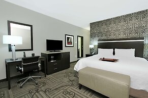 Hampton Inn & Suites Columbus/University Area