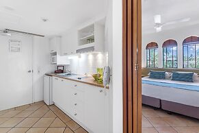 Martinique on Macrossan