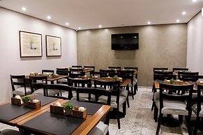 SLAVIERO Curitiba Batel