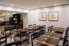 SLAVIERO Curitiba Batel