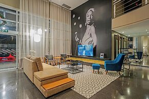 Full Jazz by Slaviero Hotéis