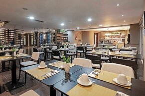 Full Jazz by Slaviero Hotéis