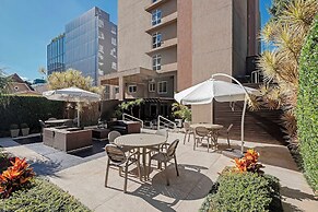 Full Jazz by Slaviero Hotéis