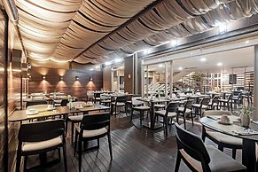 Full Jazz by Slaviero Hotéis