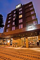 Full Jazz by Slaviero Hotéis