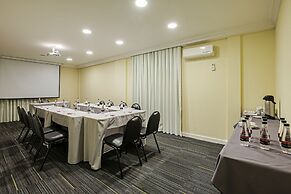 Rockefeller by Slaviero Hotéis