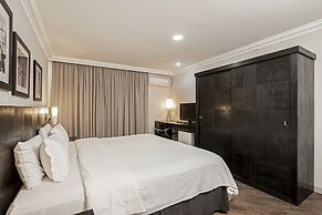 Rockefeller by Slaviero Hotéis