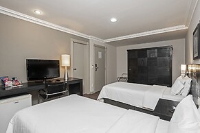 Rockefeller by Slaviero Hotéis