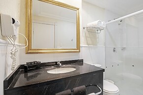 Rockefeller by Slaviero Hotéis