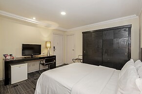 Rockefeller by Slaviero Hotéis