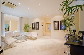 Rockefeller by Slaviero Hotéis