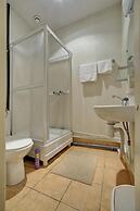 Rinaldi at Petrogradskaya