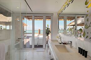 Hotel Nikko Bali Benoa Beach