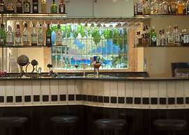 Augusto's Copacabana Hotel