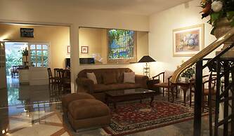 Augusto's Copacabana Hotel