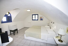 Caldera View Resort - Adults Only