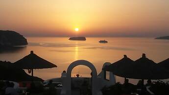 Caldera View Resort - Adults Only