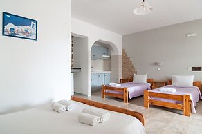 Holiday Beach Resort