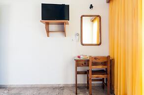 Holiday Beach Resort