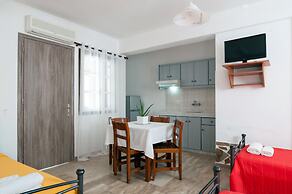 Holiday Beach Resort