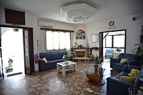 Holiday Beach Resort