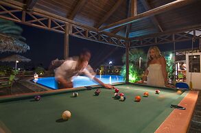 Holiday Beach Resort