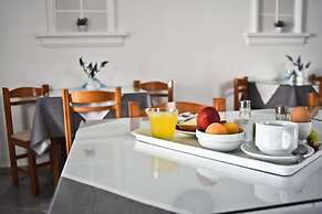 Holiday Beach Resort